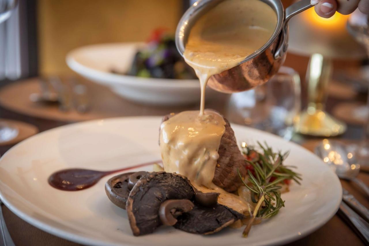 Court Yard Hotel Leixlip ภายนอก รูปภาพ