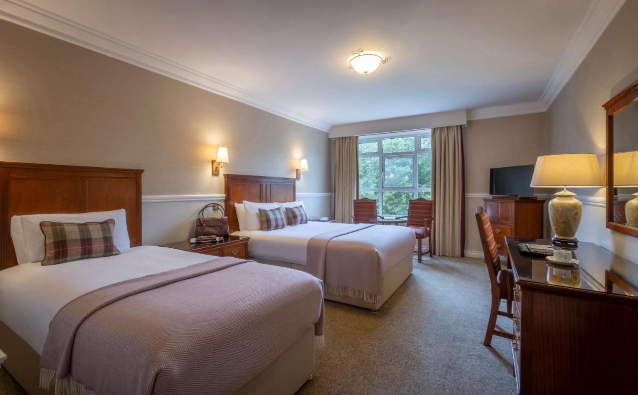 Court Yard Hotel Leixlip ภายนอก รูปภาพ