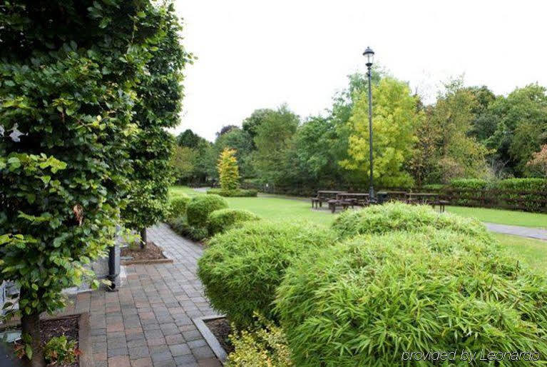 Court Yard Hotel Leixlip ภายนอก รูปภาพ